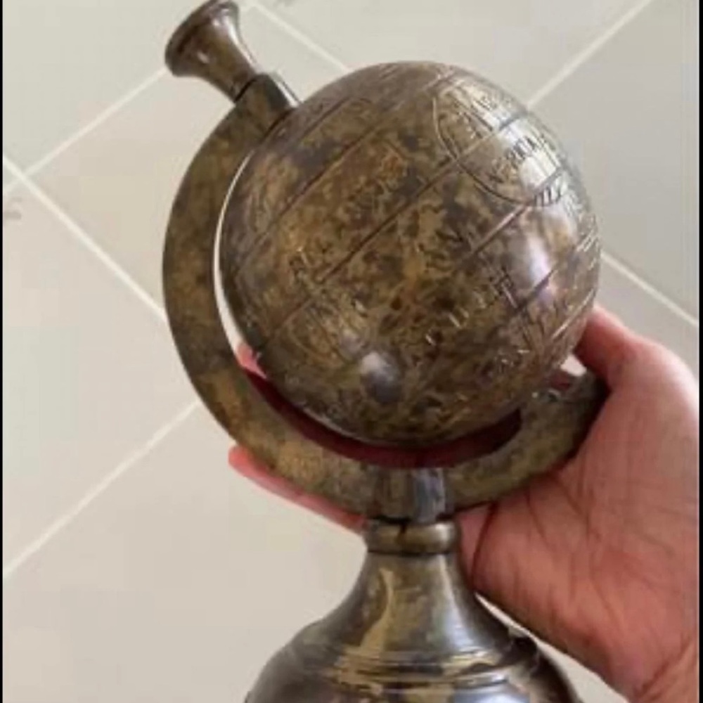 Antique Globe Collectible Size 8’ Inches